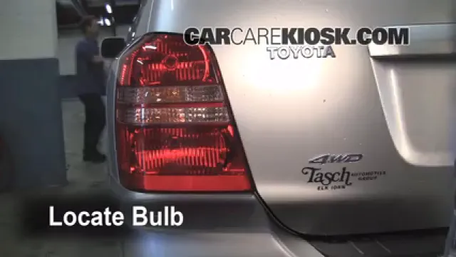 2002 Toyota Highlander Limited 3.0L V6 Lights Reverse Light (replace bulb)